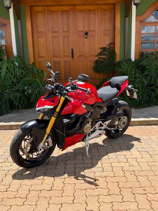DUCATI STREETFIGHTER V4 S 